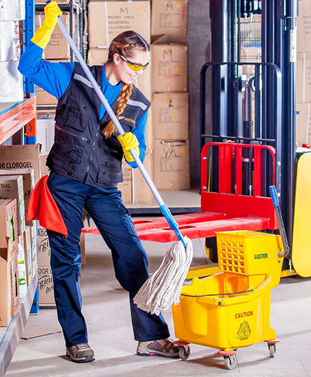 Limpieza de desinfección con nebulizador